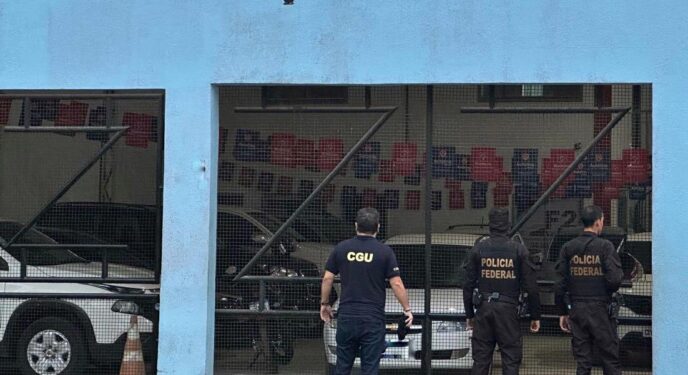 PF e Receita fazem operação contra corrupção e fraudes em 5 cidades na Bahia