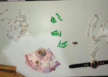 PM prende 2 suspeitos de tráfico de drogas na Região Metropolitana de Salvador