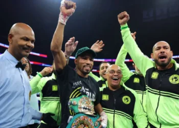 Robson Conceição é campeão mundial no boxe profissional