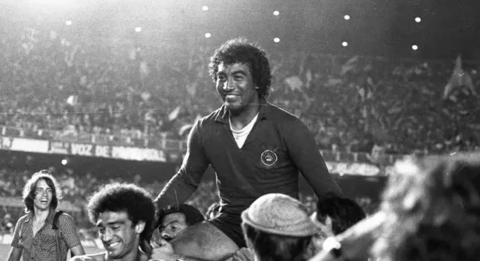 Morre Tobias, ex-goleiro do Corinthians