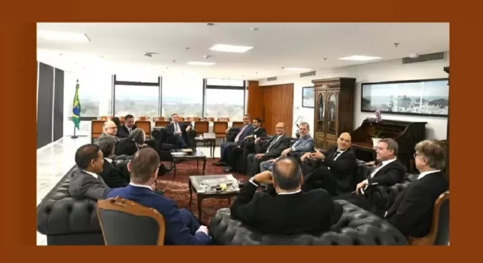 Acovardados Câmara e Senado se curvam à ditadura do STF