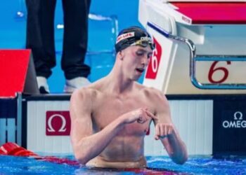 Recordista olímpico e ator é internado após nadar no Rio Sena na Olimpíada