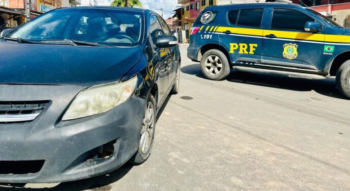 PRF recupera duas motocicletas e um Corolla clonado, todos furtados