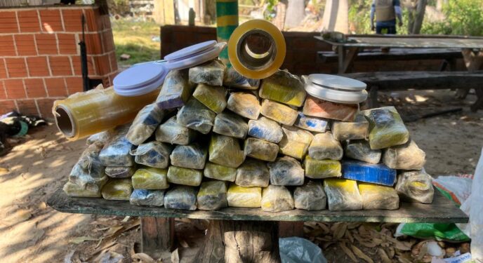 Polícia baiana cumpre 11 mandados de prisão temporária contra facção criminosa