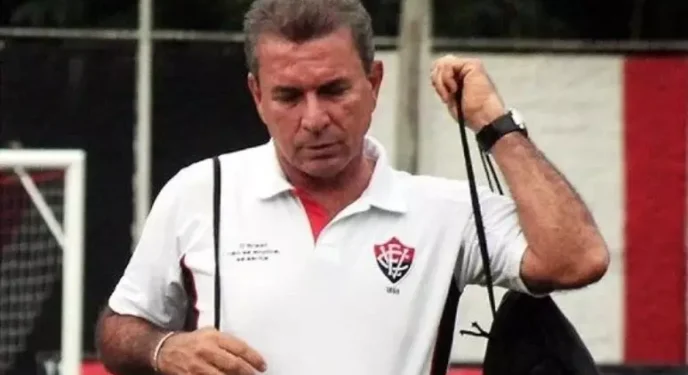 Ex-técnico do Vitória é acusado de estupro