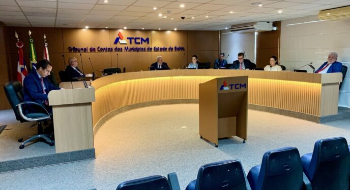 TCM aprova com ressalvas de duas Prefeituras baianas