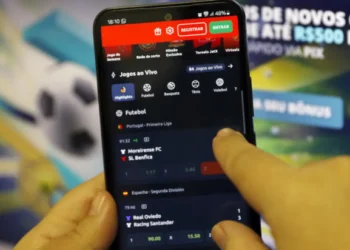 Depois de bravata, Fazenda autoriza quase 200 marcas de bets no país