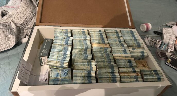 PF faz operação contra organização criminosa de tráfico de drogas