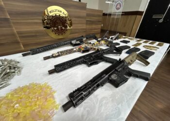 Forças Policiais apreendem 64 fuzis na Bahia