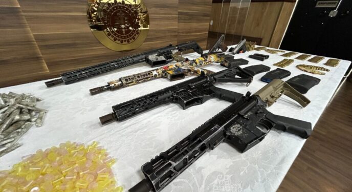 Forças Policiais apreendem 64 fuzis na Bahia