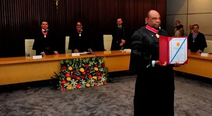 Desembargador baiano que ‘libertou’ fundador do BDM é aposentado