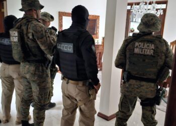 Operação cumpre 7 mandados em combate à lavagem de dinheiro de organização criminosa