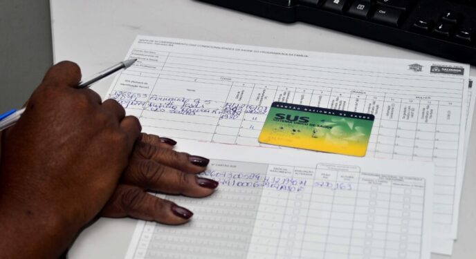 Beneficiários do Bolsa Família devem atualizar cadastro ainda este mês