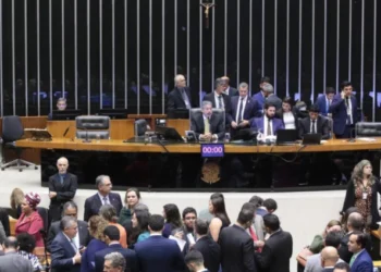 Câmara derruba volta do DPVAT, o seguro obrigatório dos veículos