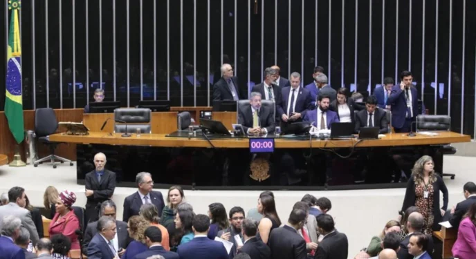 Câmara derruba volta do DPVAT, o seguro obrigatório dos veículos