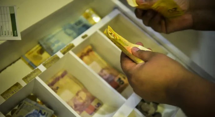 AGU diz que há dificuldades para impedir uso do Bolsa Família nos jogos