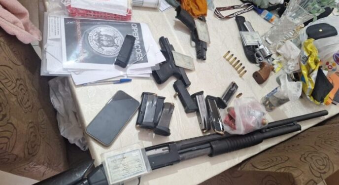 Operação visa policiais suspeitos de homicídios e de integrar grupo de extermínio