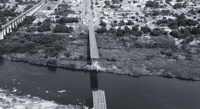 Mergulhadores retomam buscas na ponte entre Maranhão e Tocantins