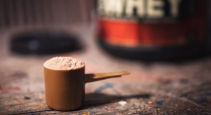 Sites estão proibidos de vender 48 marcas de whey protein