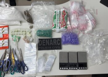 Polícia Civil desativa laboratório de drogas e cumpre mandados na Bahia