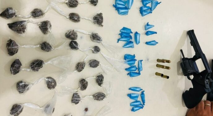 Candeias: Suposto traficante reage à PM e morre