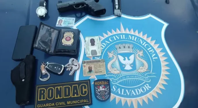 Jovem finge ser PM e é preso na Bahia