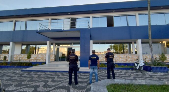 Polícia Federal deflagra operação contra fraudes em licitações em cidade baiana
