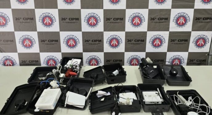 PM apreende câmeras clandestinas usadas pelo crime na Bahia