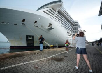 Salvador recebe 2 Cruzeiros com 7,7 mil passageiros para o Carnaval