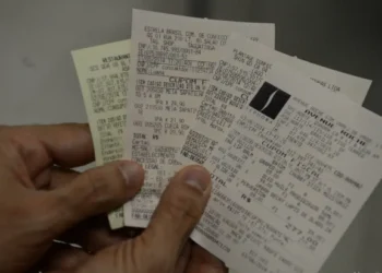 Carga tributária subiu em relação PIB em 2024