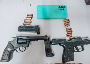 PM apreende duas armas no interior baiano; suspeitos fugiram