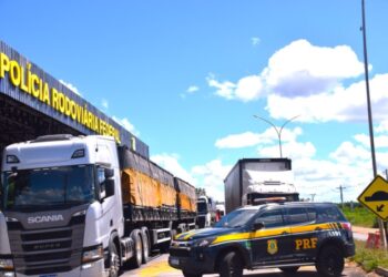 PRF fiscaliza o descanso do motorista profissional na Bahia