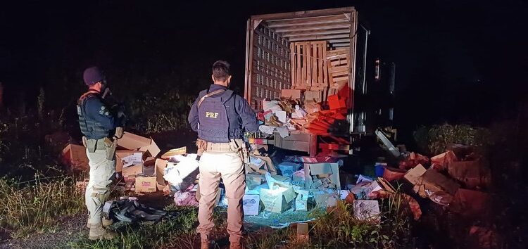 PRF impede assalto, recupera carga e resgata motorista feito refém na Bahia