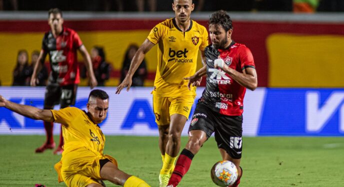 Copa Nordeste: Vitória vence Sport e garante classificação