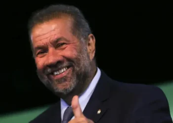 Ministro de Lula sabia da fraude no INSS há quase 2 anos