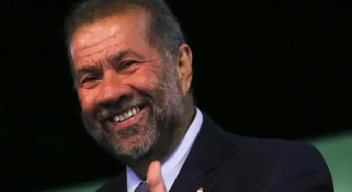 Ministro de Lula sabia da fraude no INSS há quase 2 anos