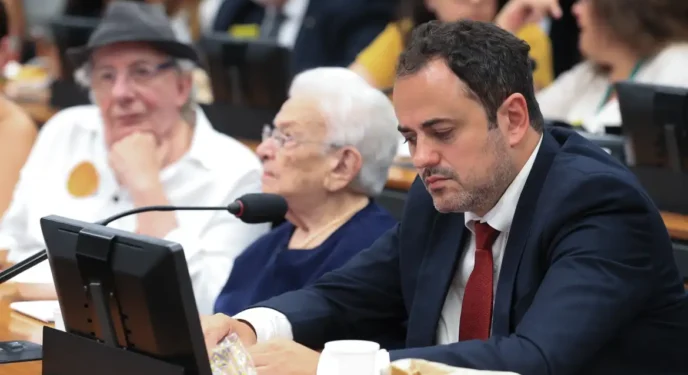 Conselho de Ética aprova cassação do mandato de deputado do PSOL