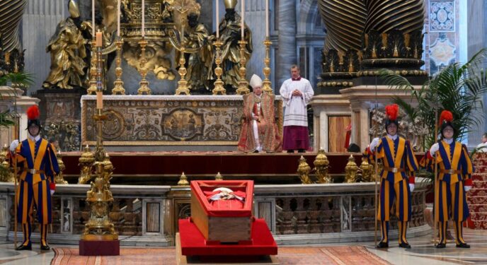 Rito de fechamento do caixão do Papa Francisco vai ser hoje