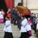Funeral e sepultamento do Papa Francisco são realizados neste sábado