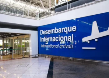 Com turismo pífio, Brasil passa a exigir visto para EUA, Canadá e Austrália