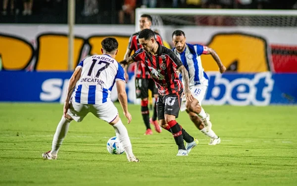Sul-Americana: Derrota complica situação do Vitória na Copa