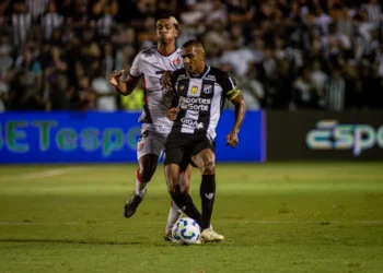 Brasileiro: Vitória perde mais uma fora de casa