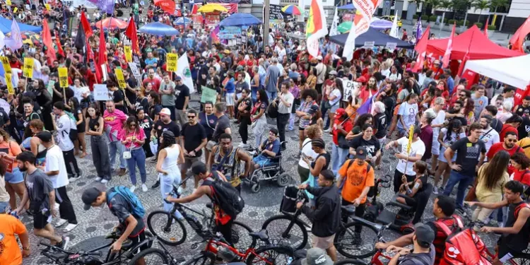 Fiasco em manifestações no 1º de maio em todo o Brasil