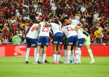 Brasileiro: Bahia perde para o Flamengo no Maracanã
