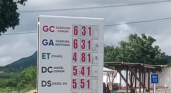 Cartel de combustíveis impõe preços nas regiões de Salvador e Feira de Santana