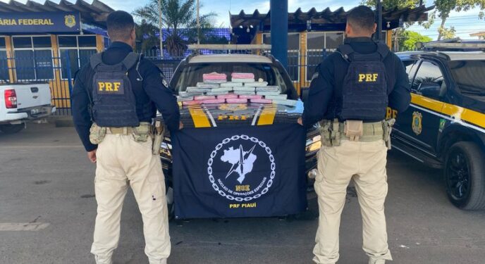 PRF apreende mais de 28 kg de cocaína no interior baiano