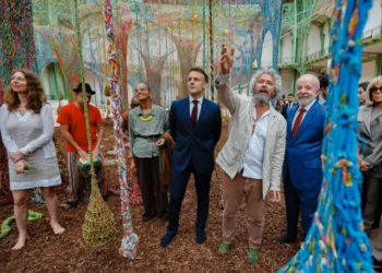 Presidente francês faz exigência para fechar acordo do Brasil com União Europeia