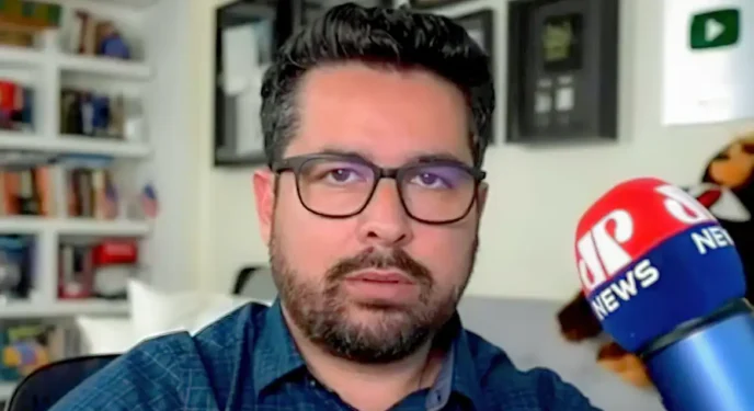 Moraes declara jornalista notificado sobre denúncia por não encontrá-lo