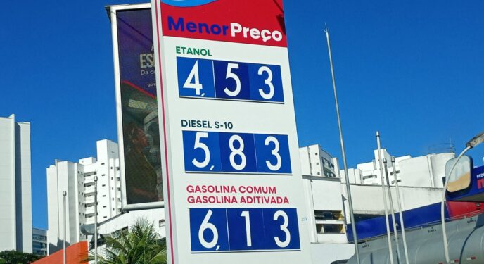 Preço de combustíveis nos postos da Petrobras é mais caro que outros