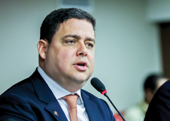 Ex-presidente da OAB defende “bala na nuca” de Bolsonaro